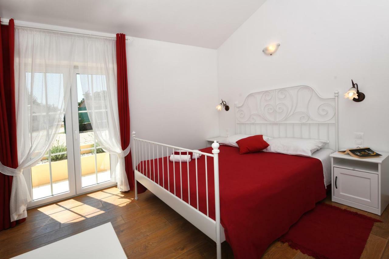 Villa Emilia Vižinada Εξωτερικό φωτογραφία