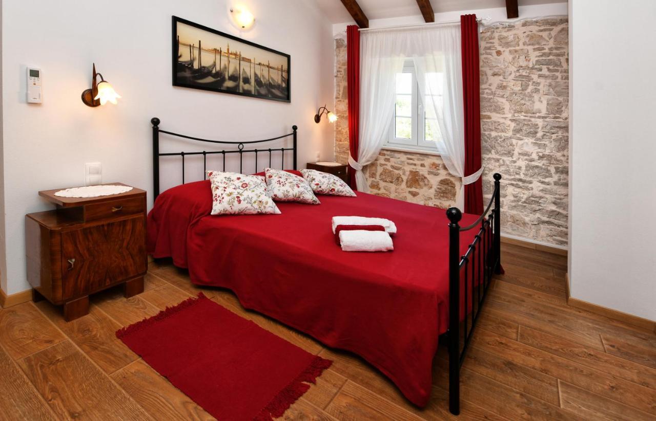 Villa Emilia Vižinada Εξωτερικό φωτογραφία